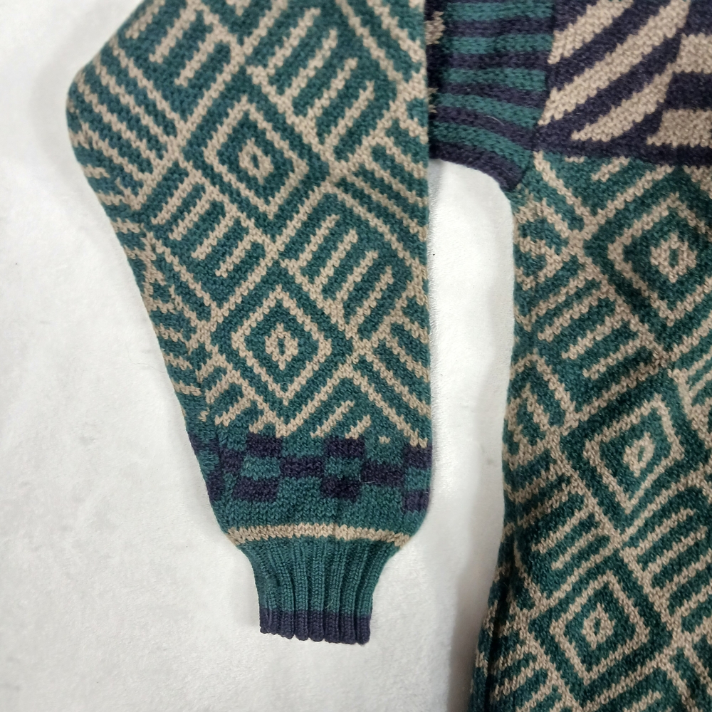 Vintage Pendleton Geometric Patterned Green and B… - image 7